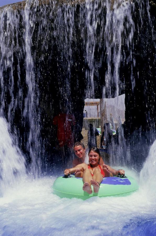 Sharm Dreams Vacation Club - Aqua Park Hotel Exterior foto The Falls