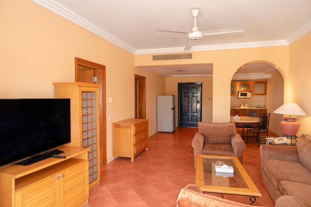 Sharm Dreams Vacation Club - Aqua Park Hotel Exterior foto A typical apartment